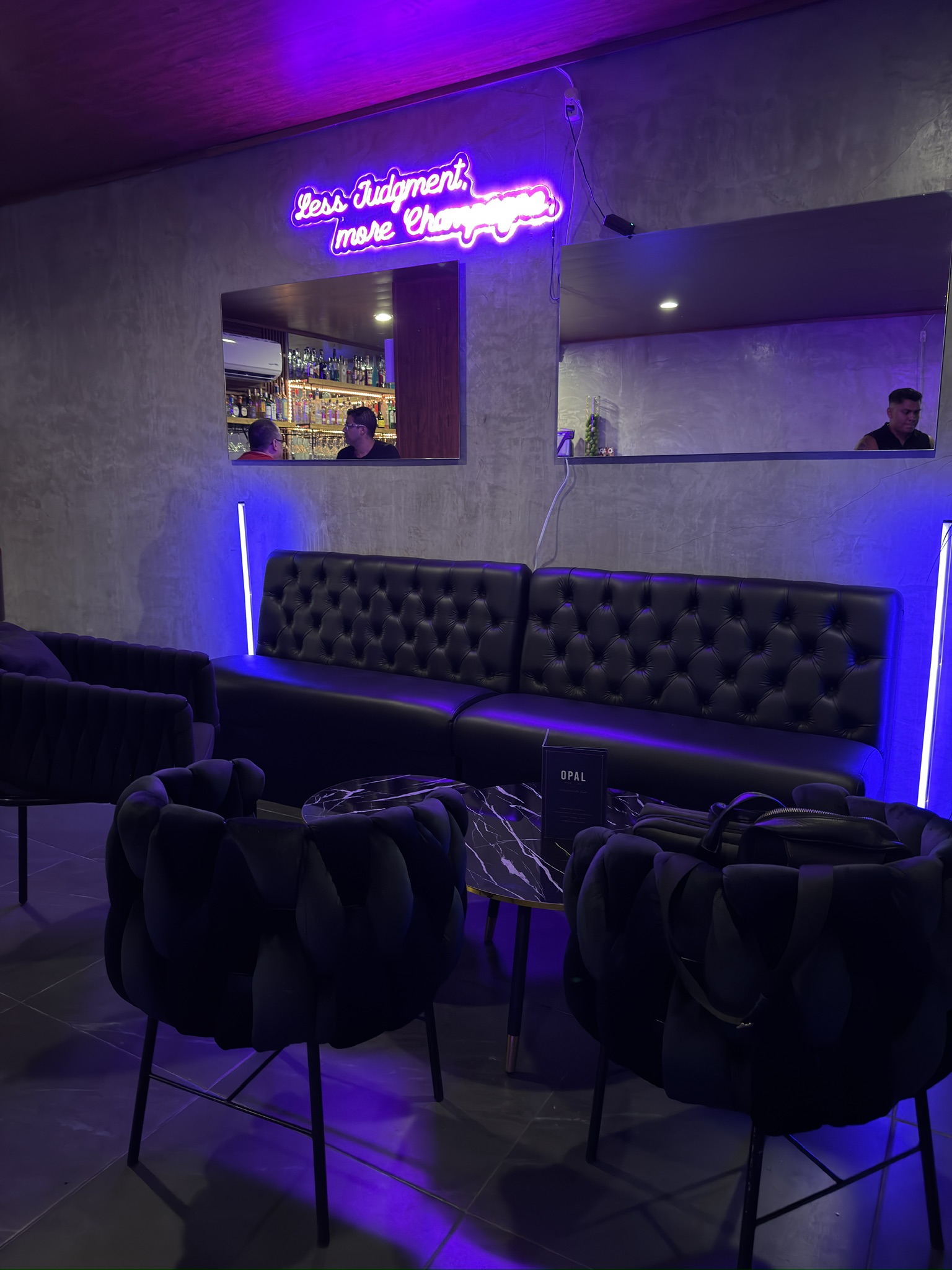 Opal Bar PV — video
